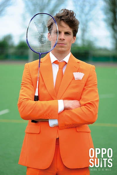 (Source: http://www.mentalsuits.co.uk/)