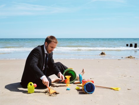 Man-in-Suit-at-Beach